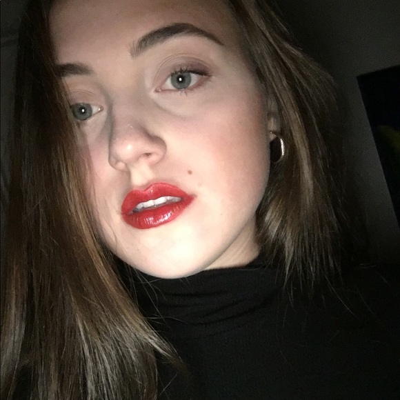 Meet your Posher, Audrey - Picture 3 of 6